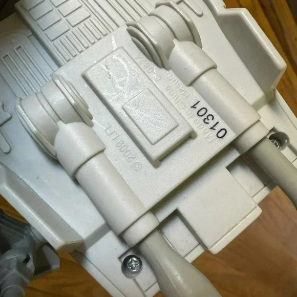 2009 Playskool Star Wars Imperial AT-AT Walker Hasbro On Off Works light sounds - Picture 6 of 7